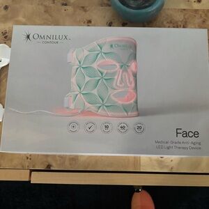 Omnilux Contour Face LED Light Therapy Device - Pink and Green
